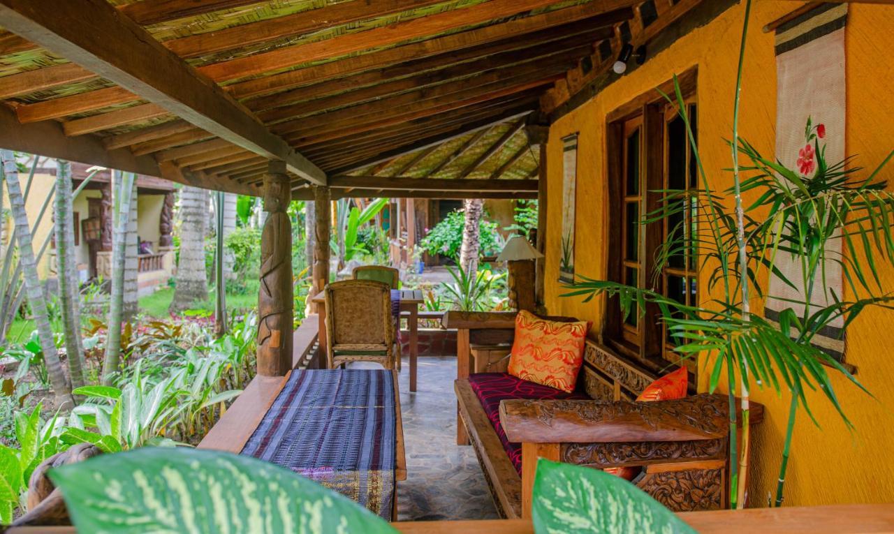 Stanley Lombok Hotel Mataram Exterior photo