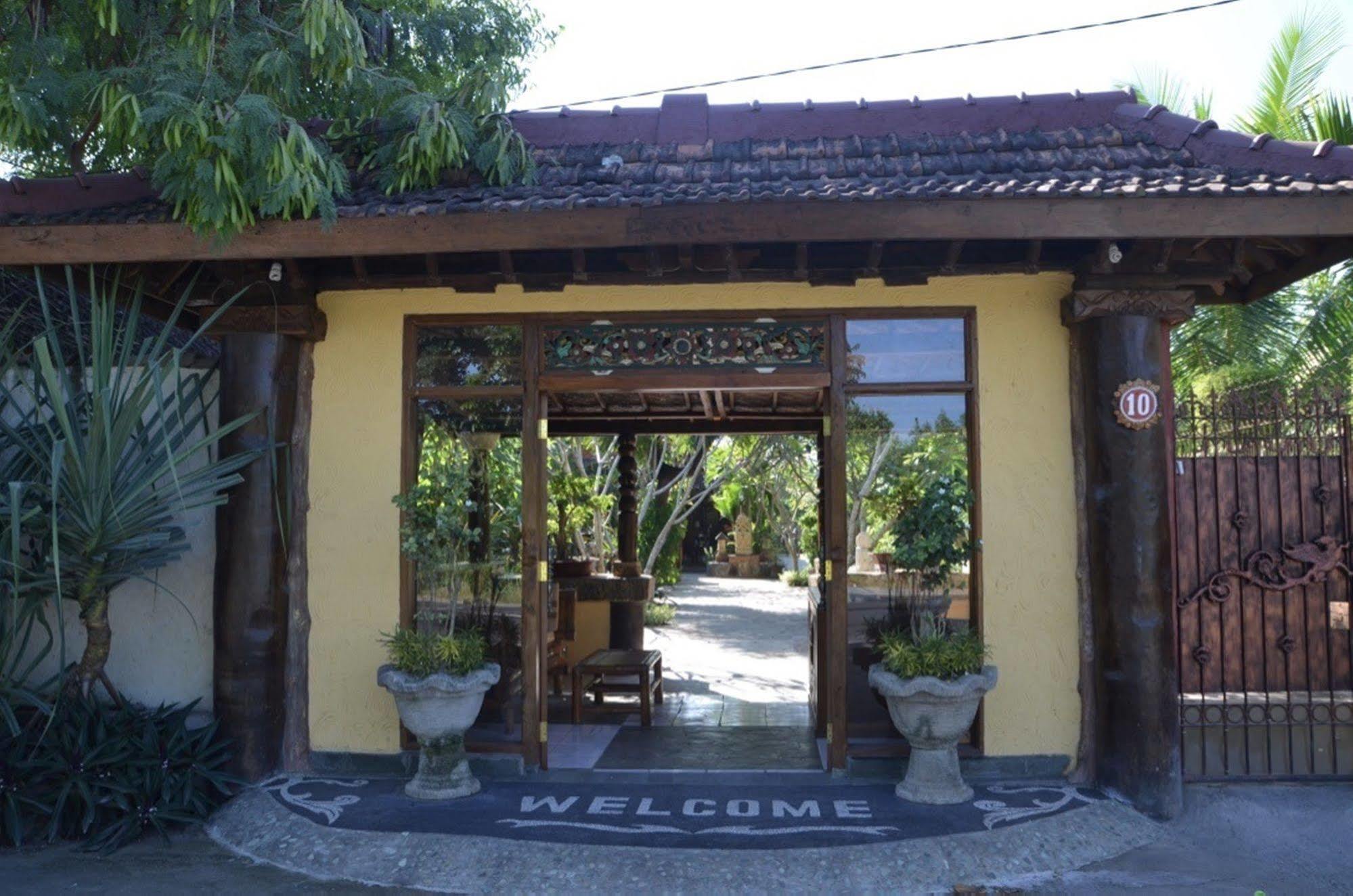 Stanley Lombok Hotel Mataram Exterior photo